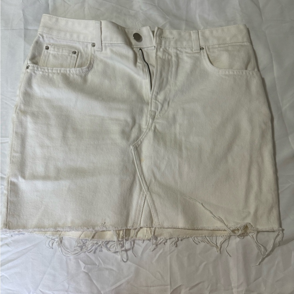 White denim HM skirt NWOT